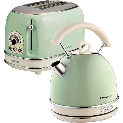 Swan retro dome kettle 2024 green